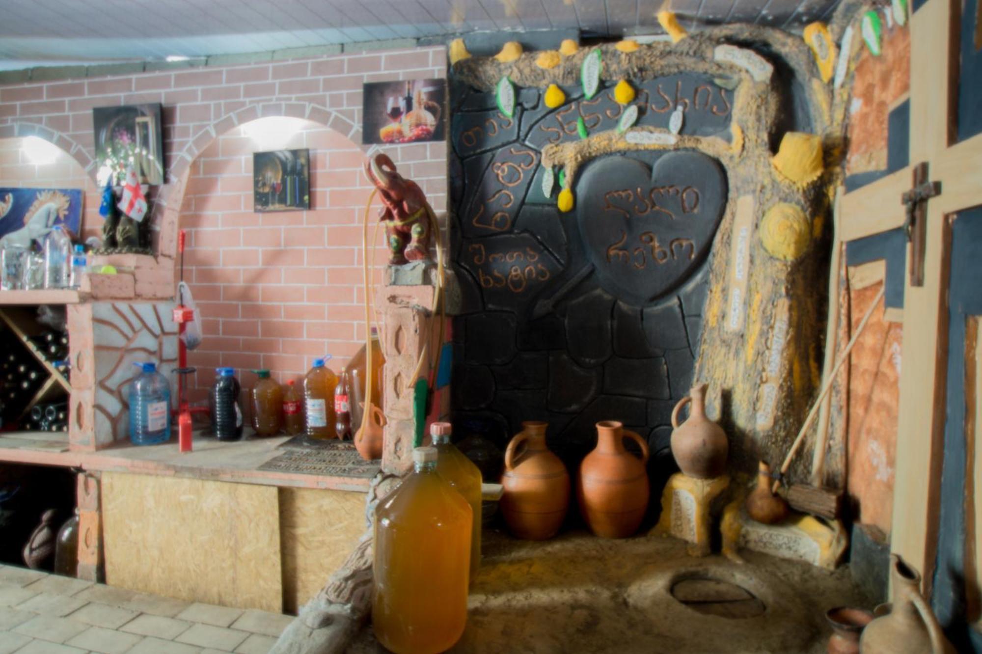 شقة Rezo'S Ranch Samtredia المظهر الخارجي الصورة